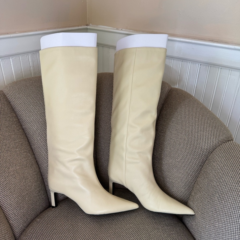 Zara Ivory knee high calf leather boots never worn